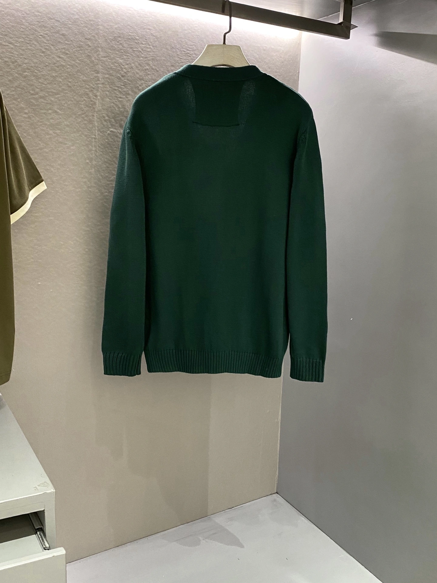 wg.luxury- 6iv593hy College item:E-F361D0312